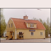 Sunnäsbruk station omkring 1972. Bild från Järnvägsmuseet. Foto: Okänd. 