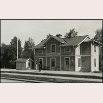 Slättberg station på 1930-talet. Bild från Järnvägsmuseet. Foto: Okänd. 