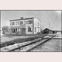 Åkersberga station omkring 1950. Bild från Järnvägsmuseet. Foto: Okänd. 