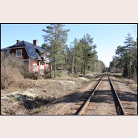 Tälläng station den 24 mars 2020, fotoriktning österut. Foto: Hans Källgren. 
