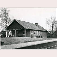 Rödaled station på 1950-talet. Bild från Järnvägsmuseet. Foto: Okänd. 
