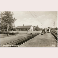 Stora Höga station på 1940-talet (postgånget 1949). Bild från Järnvägsmuseet. Foto: Okänd. 