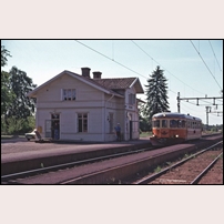 Vedum station den 9 augusti 1975. Foto: Per Niklasson. 