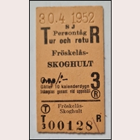 Fröskelås - Skoghult tur och retur den 30 juni 1952. Sedan biljetten trycktes har priset gått upp från 70 öre till en hel krona, vilket markerats genom en bläckändring. Foto: Alf Hedebäck. 