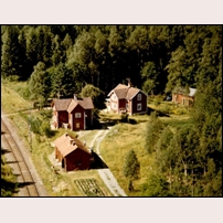 107 Hörksälv 1974. Bilden tillhör Arkiv Digital (www.arkivdigital.se) och är en skanning av en provkopia (råkopia). Arkiv Digital har flera miljoner liknande bebyggelsebilder från hela Sverige. Foto: Okänd. 