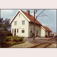 Kode statiuon omkring 1971. Bild från Järnvägsmuseet. Foto: Okänd. 